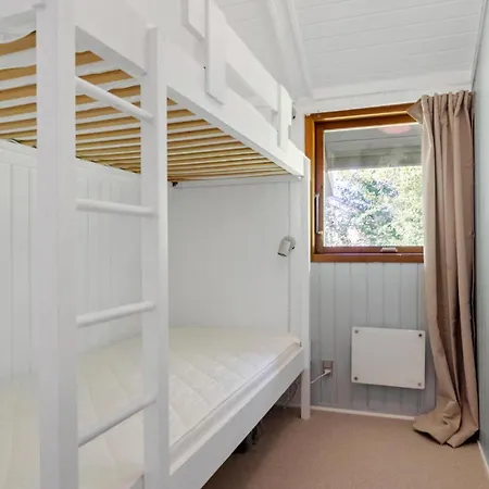 4 Bedroom Beautiful In Sydals *