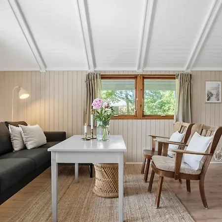 4 Bedroom Beautiful In Sydals