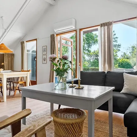 Сasa de vacaciones 4 Bedroom Beautiful In Sydals Nedre Lysabild